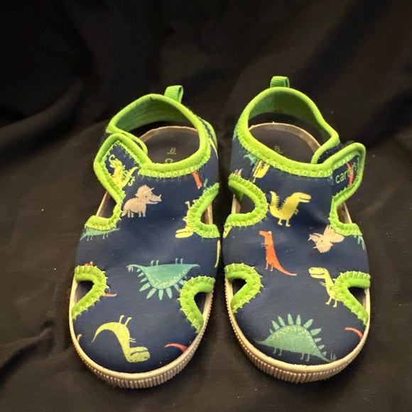 Carter’s Dinosaur Aquatic Shoes, Boys Size 8 - Picture 1 of 2